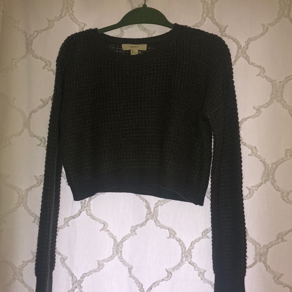Grey cropped sweater